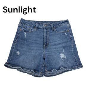 Old Navy Womens High-Rise OG Straight Denim Shorts Size 10 Blue Distressed